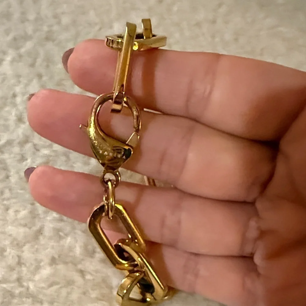 Evereve Chunky Gold Link and Peach Heart  Bracelet set